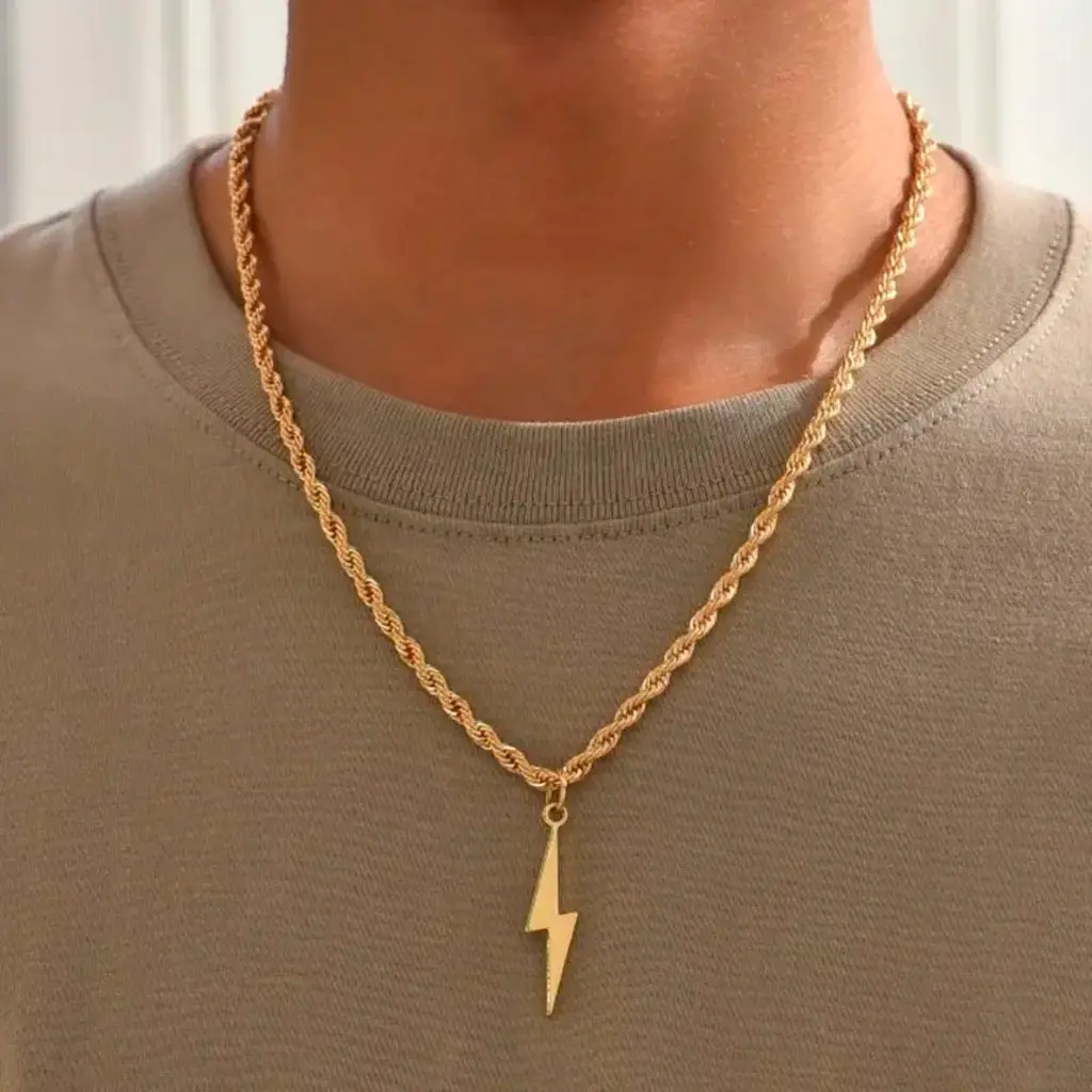 Collar de Acero Inoxidable para Hombres con Dije de Rayo