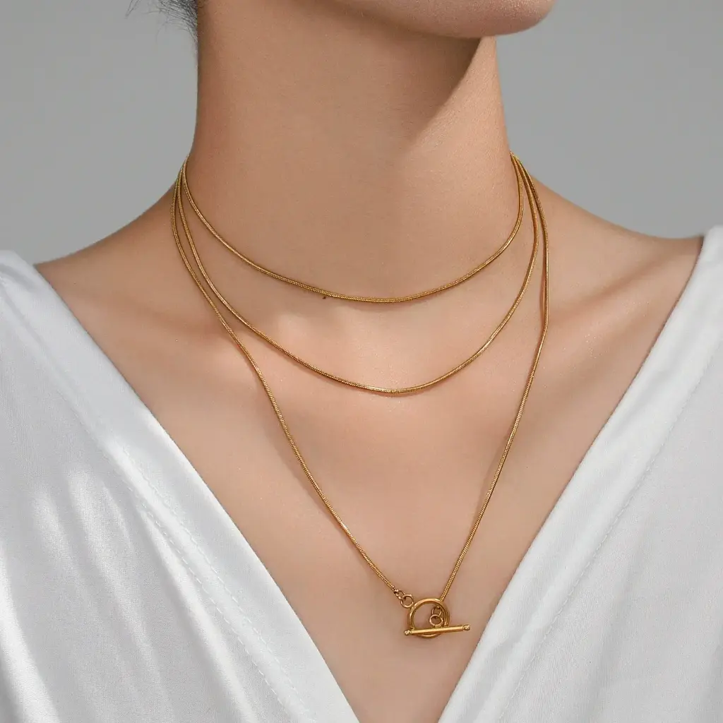 Collar 24