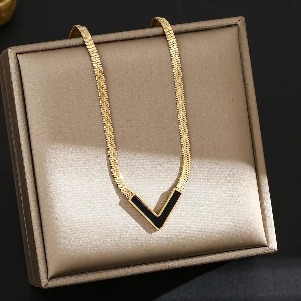 Collar Elegante