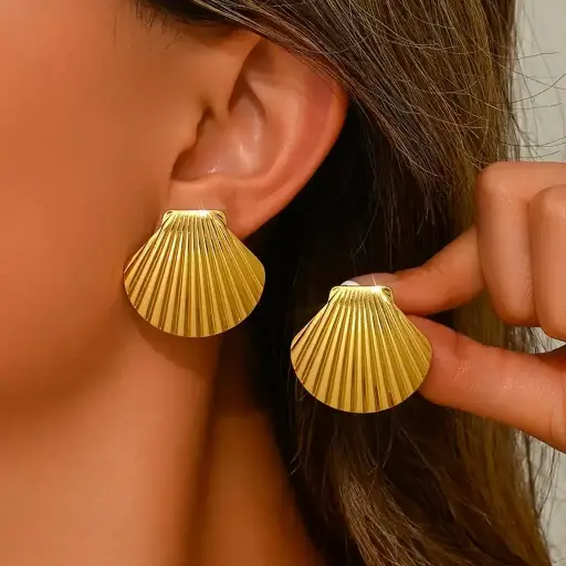 Aretes Elegantes de Acero