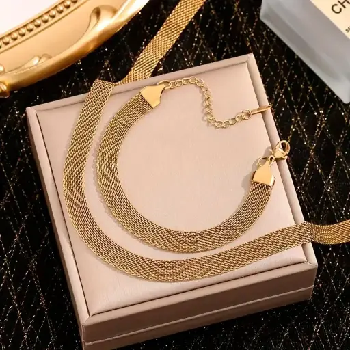 Conjunto de dos piezas, pulsera y collar Retro