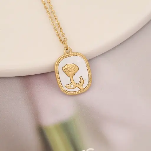 [C251028] Collar Rosa