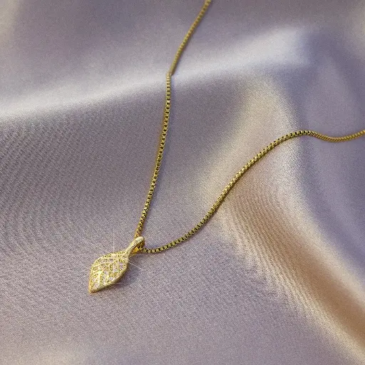 [C2511002] Collar Hoja