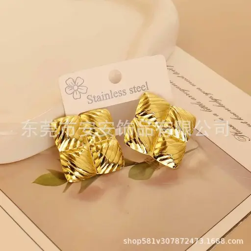 [A2511027] Arete Cuadrado